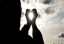 开云体育在线-拜仁封神夜！数据铁幕锁死姆巴佩，欧冠登顶的终极密码