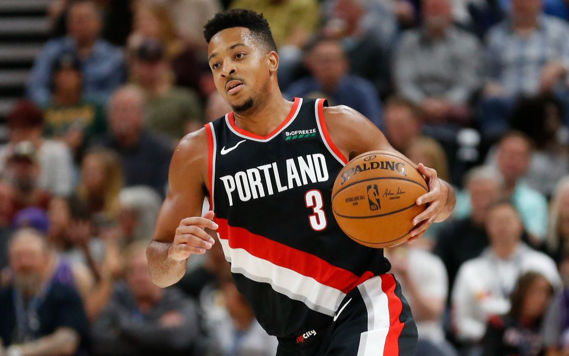 天津队轻取国王，麦科勒姆点燃赛场