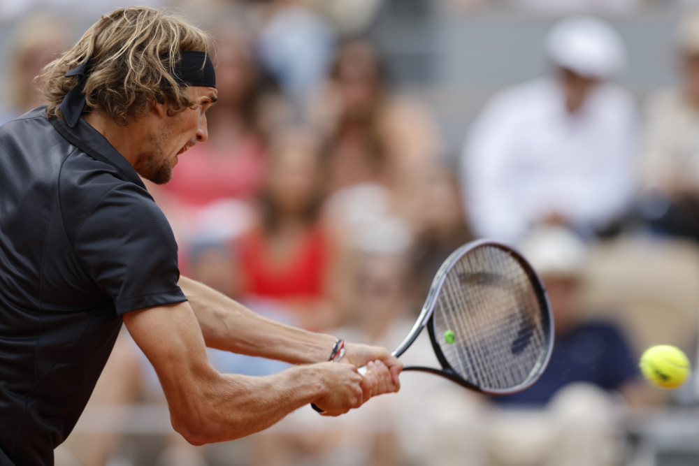 开云体育在线-联合杯逆转法网，兹维列夫惊艳四座