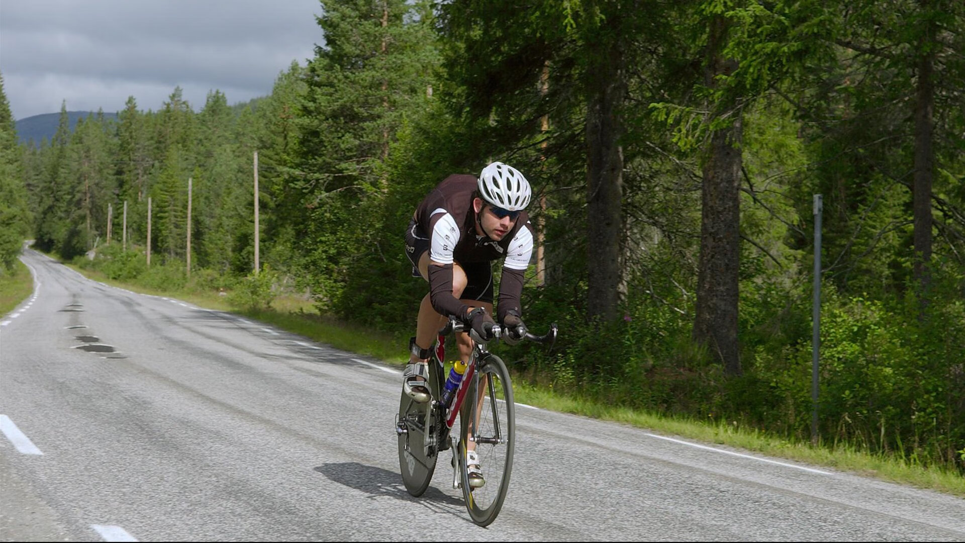铁血绞杀与华丽风暴，公牛战术蓝图下的欧文独舞