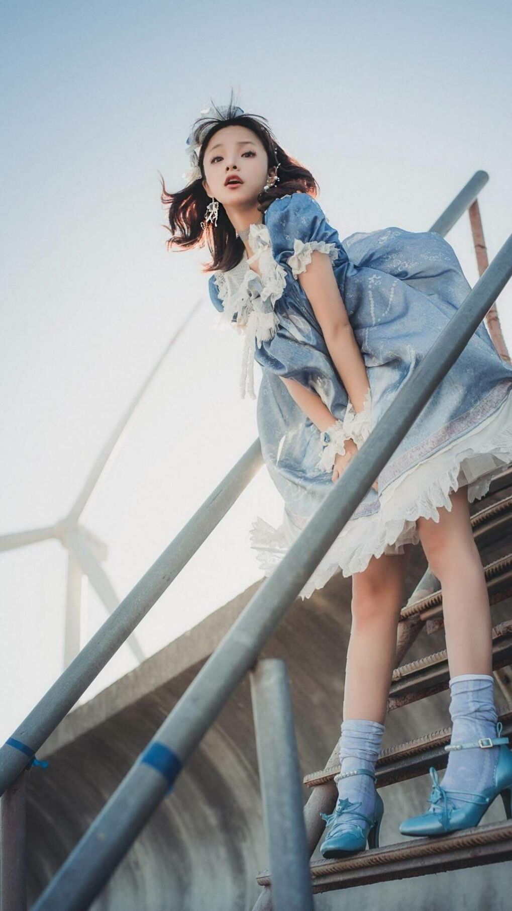 楚阿梅尼火山爆发破僵局，阿尔及利亚战术齿轮碾碎洪都拉斯